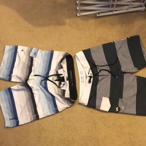 2 shorts (RVCA , O’neill) 30